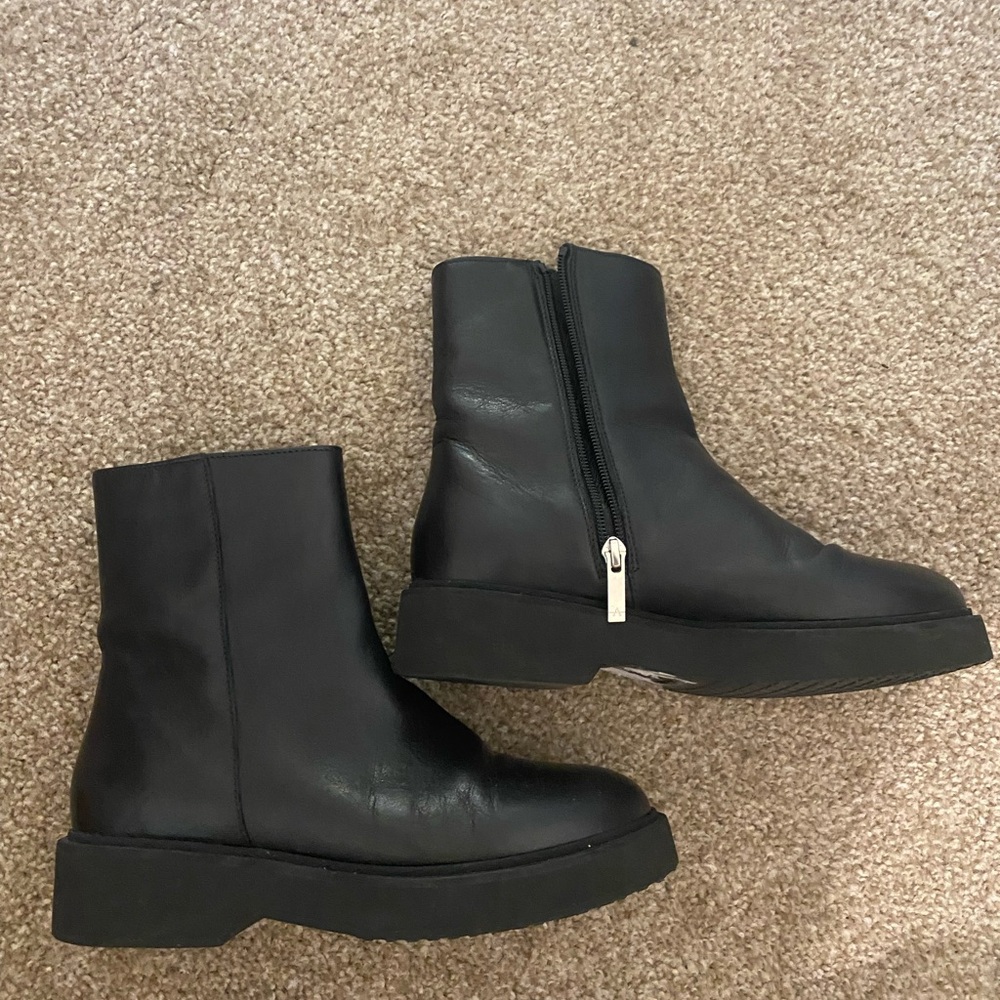 Aquatalia Black Leather Boots, size 7